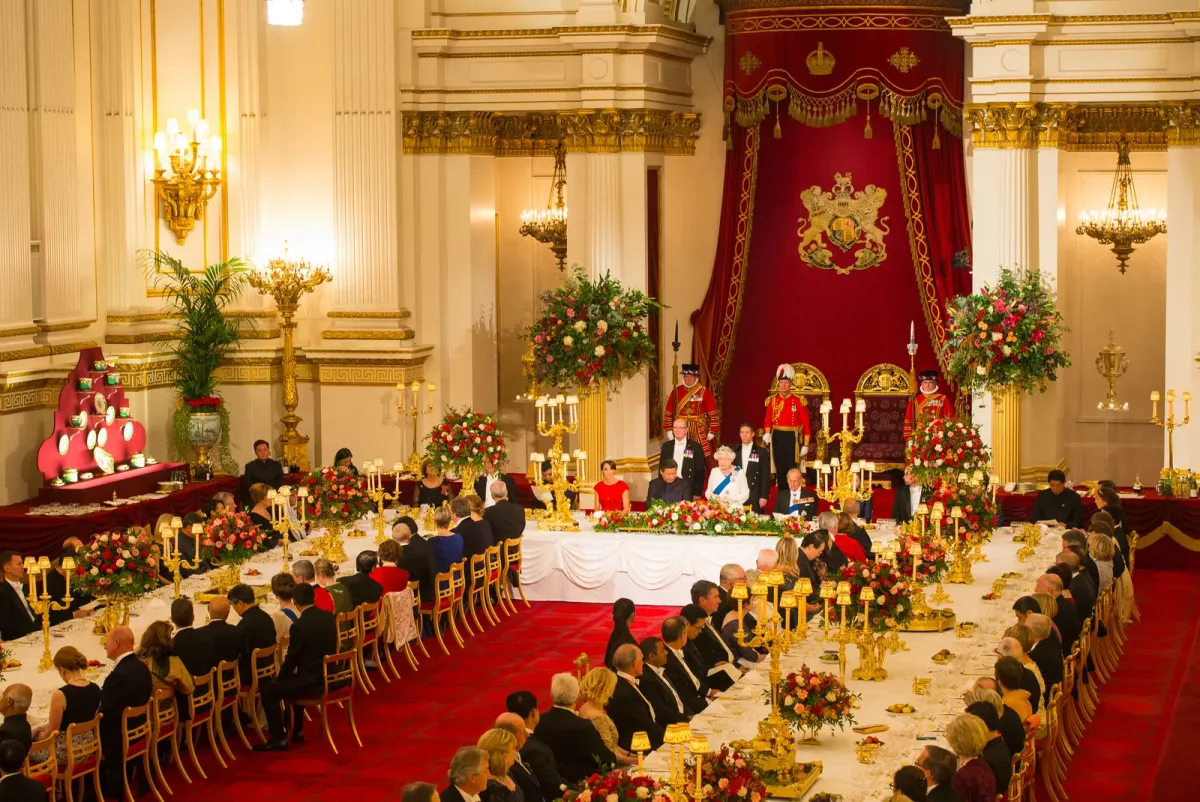 A User's Guide to British Royal State Visits: Theatre of Diplomacy